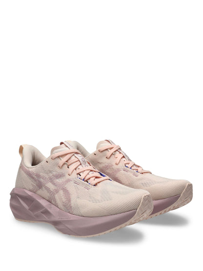 ASICS Rosa Novablast 5 Running Trainers